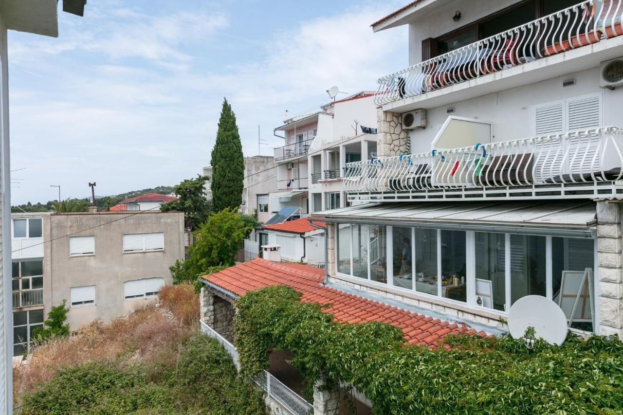 Apartments By The Sea Hvar - 14197 Хвар Екстериор снимка